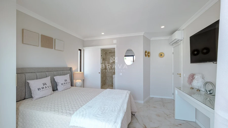 Apartamento T2 para Venda em Albufeira e Olhos de Água Foto 10