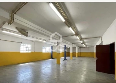 Armazém para Venda em Castelo do Neiva