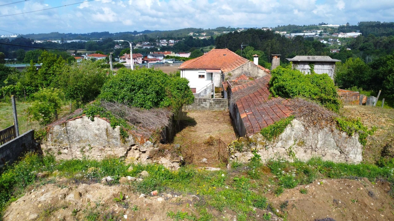 Moradia T2 para Venda em O. Azeméis, Riba-Ul, Ul, Macinhata Seixa, Madail Foto 28