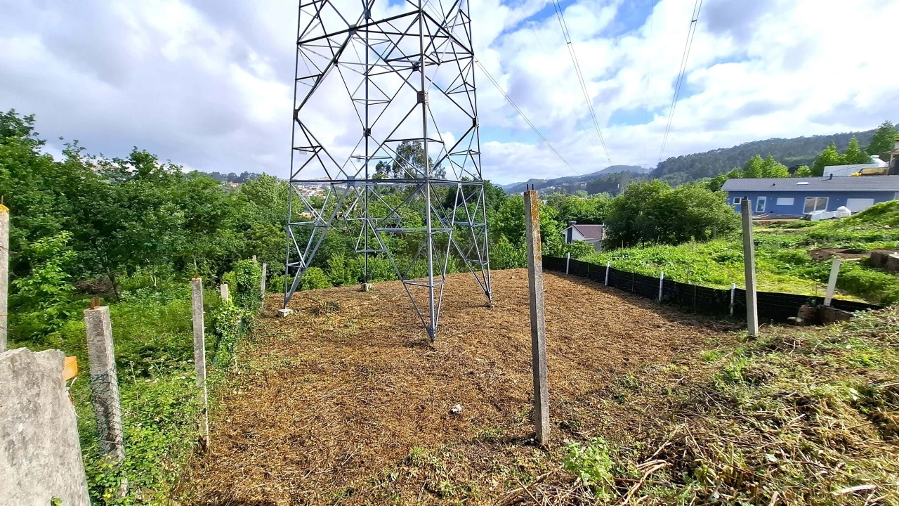 Moradia T2 para Venda em O. Azeméis, Riba-Ul, Ul, Macinhata Seixa, Madail Foto 47