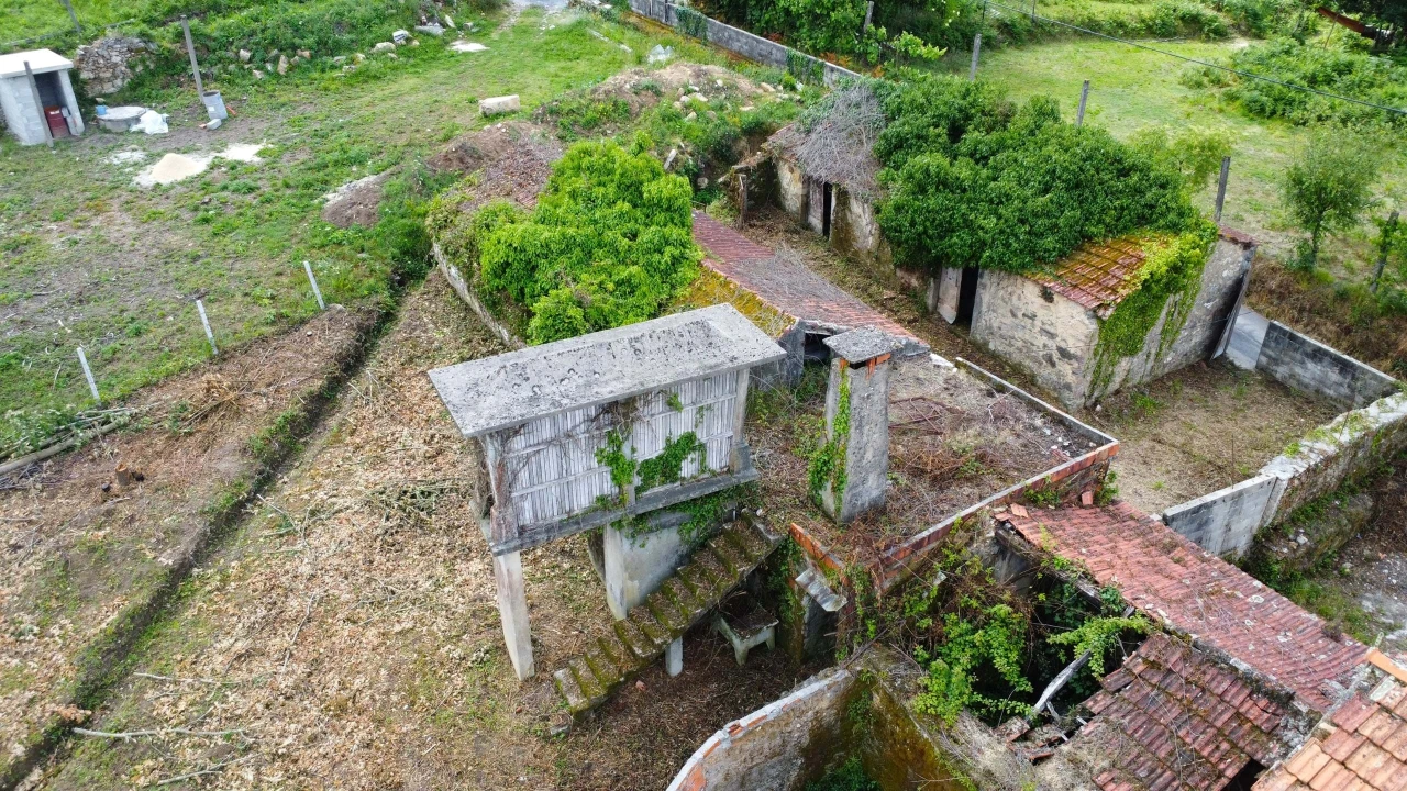 Moradia T2 para Venda em O. Azeméis, Riba-Ul, Ul, Macinhata Seixa, Madail Foto 38