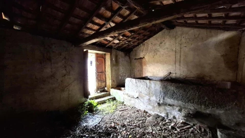 Moradia T2 para Venda em O. Azeméis, Riba-Ul, Ul, Macinhata Seixa, Madail