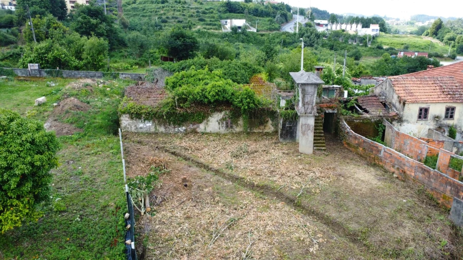 Moradia T2 para Venda em O. Azeméis, Riba-Ul, Ul, Macinhata Seixa, Madail Foto 6