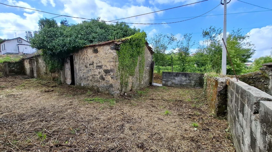 Moradia T2 para Venda em O. Azeméis, Riba-Ul, Ul, Macinhata Seixa, Madail Foto 59