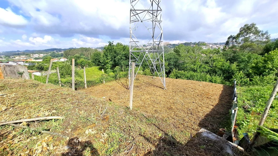 Moradia T2 para Venda em O. Azeméis, Riba-Ul, Ul, Macinhata Seixa, Madail Foto 48