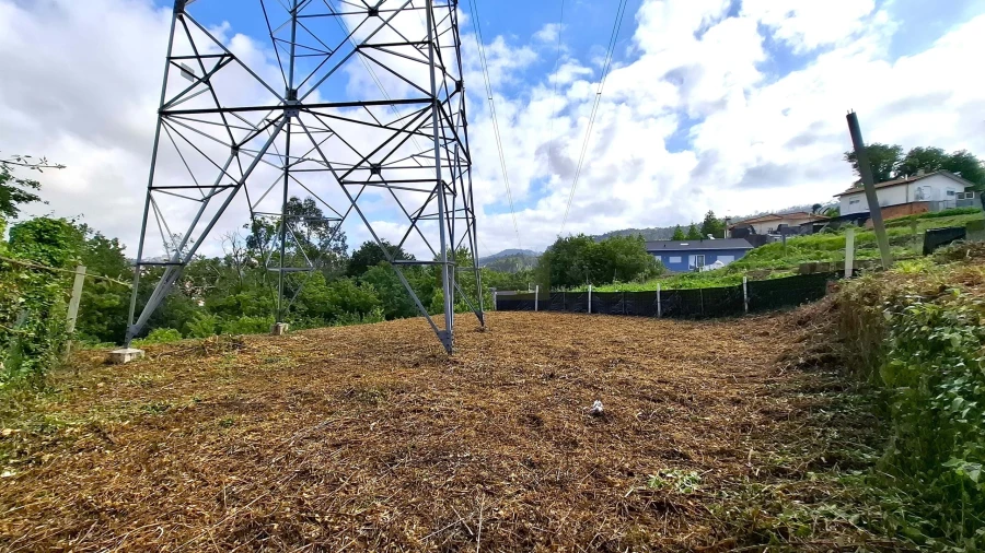 Moradia T2 para Venda em O. Azeméis, Riba-Ul, Ul, Macinhata Seixa, Madail Foto 42