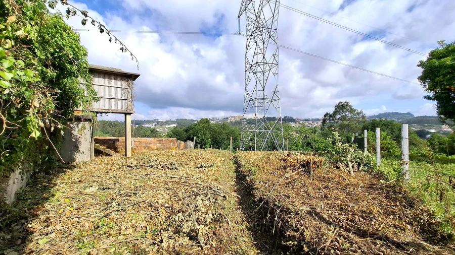 Moradia T2 para Venda em O. Azeméis, Riba-Ul, Ul, Macinhata Seixa, Madail Foto 49