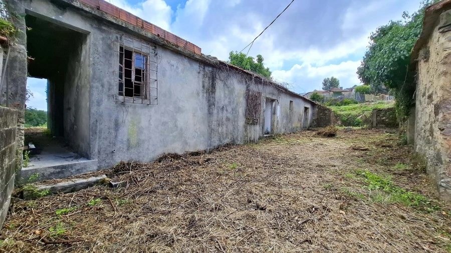 Moradia T2 para Venda em O. Azeméis, Riba-Ul, Ul, Macinhata Seixa, Madail Foto 61