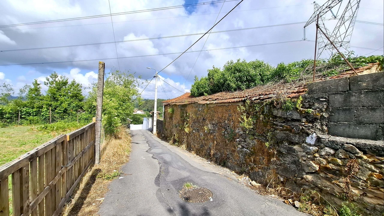 Moradia T2 para Venda em O. Azeméis, Riba-Ul, Ul, Macinhata Seixa, Madail Foto 56