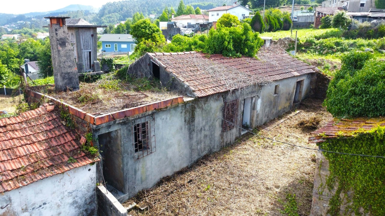 Moradia T2 para Venda em O. Azeméis, Riba-Ul, Ul, Macinhata Seixa, Madail Foto 20