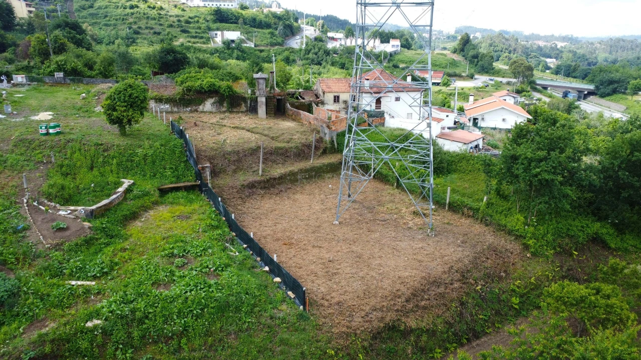 Moradia T2 para Venda em O. Azeméis, Riba-Ul, Ul, Macinhata Seixa, Madail Foto 31