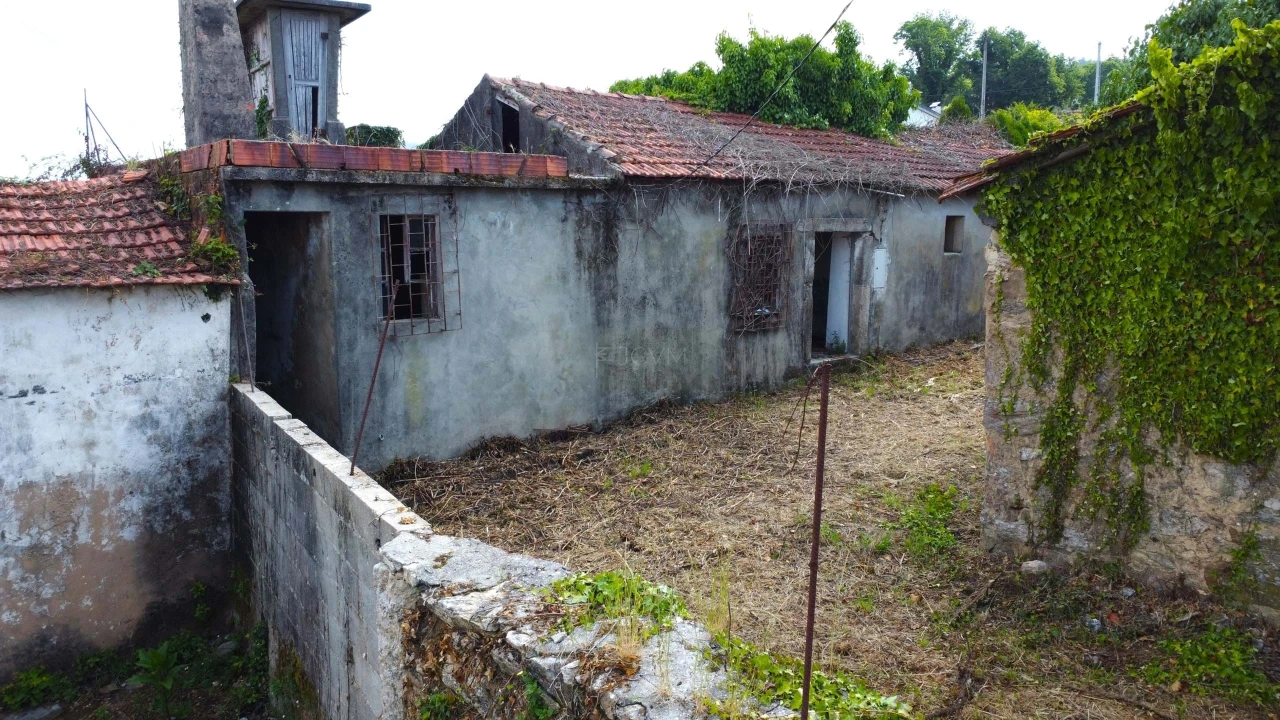 Moradia T2 para Venda em O. Azeméis, Riba-Ul, Ul, Macinhata Seixa, Madail Foto 19