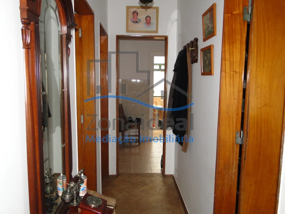 Moradia T2 para Venda em Abrigada e Cabanas de Torres Foto 6