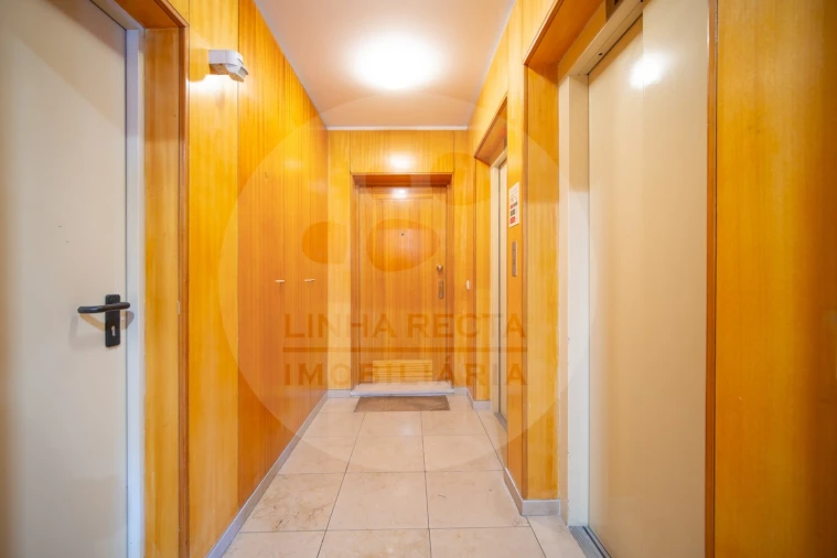 Apartamento T4 para Venda em Custóias, Leça do Balio e Guifões Foto 40