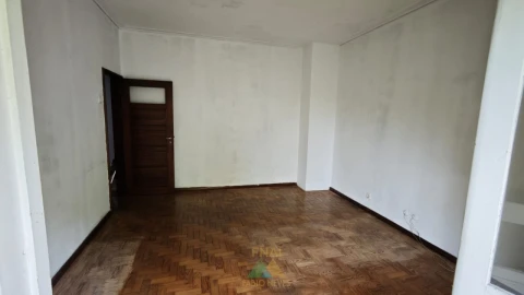Apartamento T3 para Venda em Braga (Maximinos, Sé e Cividade)