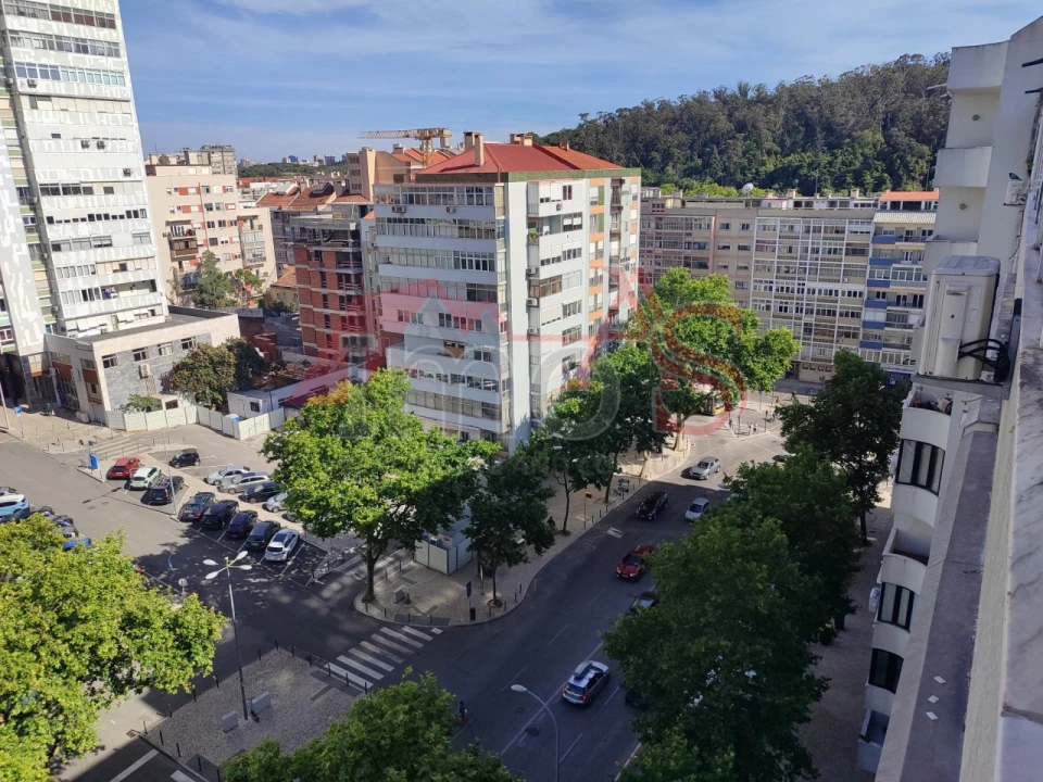 Apartamento T3 para Arrendamento em São Domingos de Benfica Foto 39