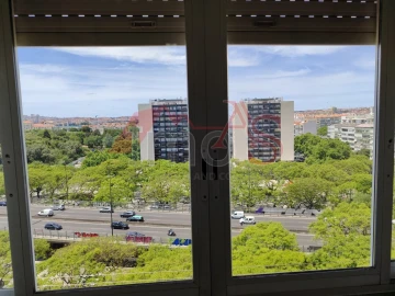 Apartamento T3 para Arrendamento em São Domingos de Benfica