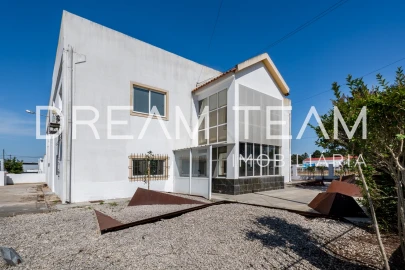 Armazém para Venda em Palmela