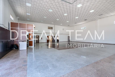 Armazém para Venda em Palmela