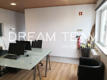 Armazém para Venda em Palmela