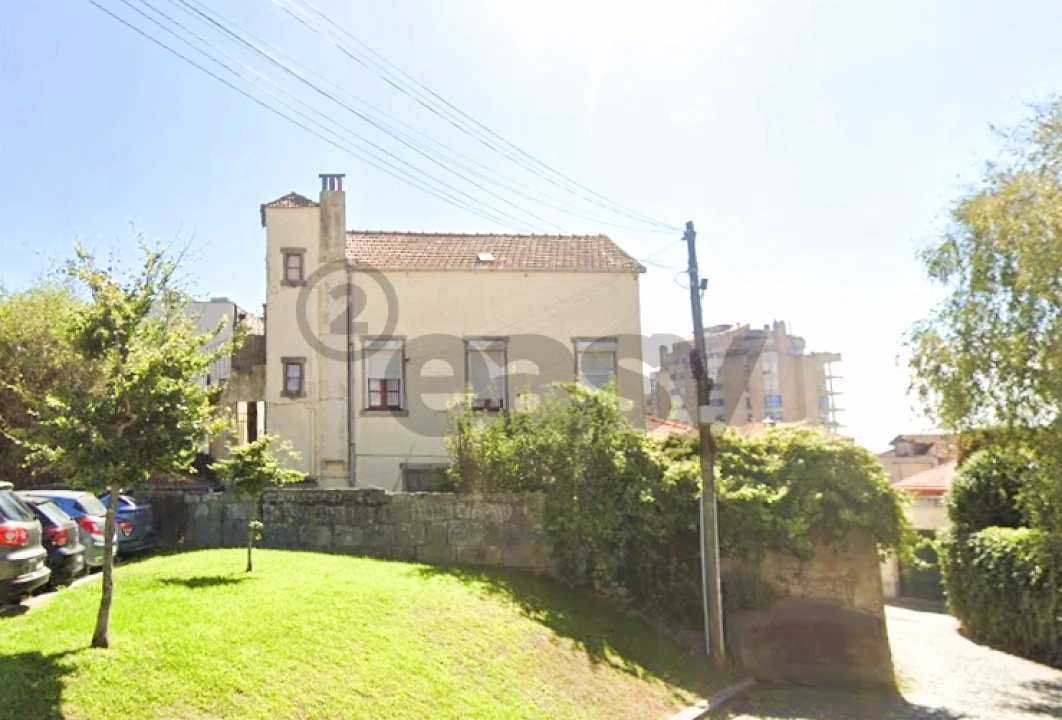 Moradia T9 para Venda em Aldoar, Foz do Douro e Nevogilde Foto 1