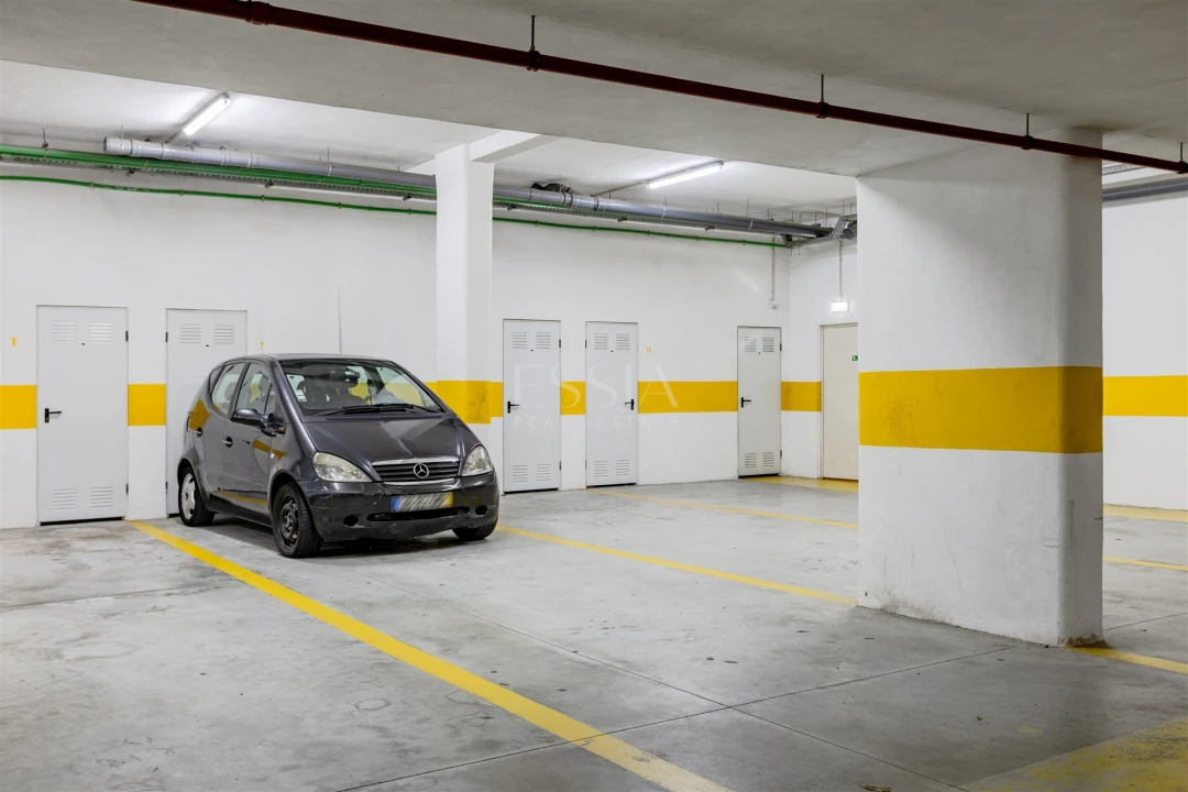 Apartamento T3 para Arrendamento em Cedofeita, Santo Ildefonso, Sé, Miragaia, São Nicolau e Vitória Foto 35