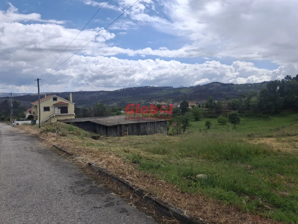 Moradia T0 para Venda em Caria Foto 2