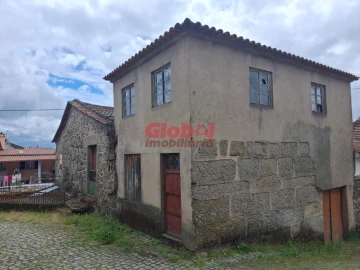 Moradia T0 para Venda em Romãs, Decermilo e Vila Longa