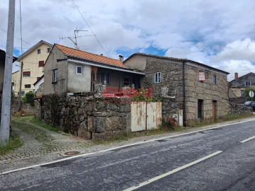 Moradia T0 para Venda em Romãs, Decermilo e Vila Longa