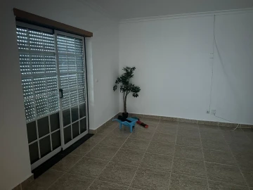 Moradia T5 para Venda em Leiria, Pousos, Barreira e Cortes