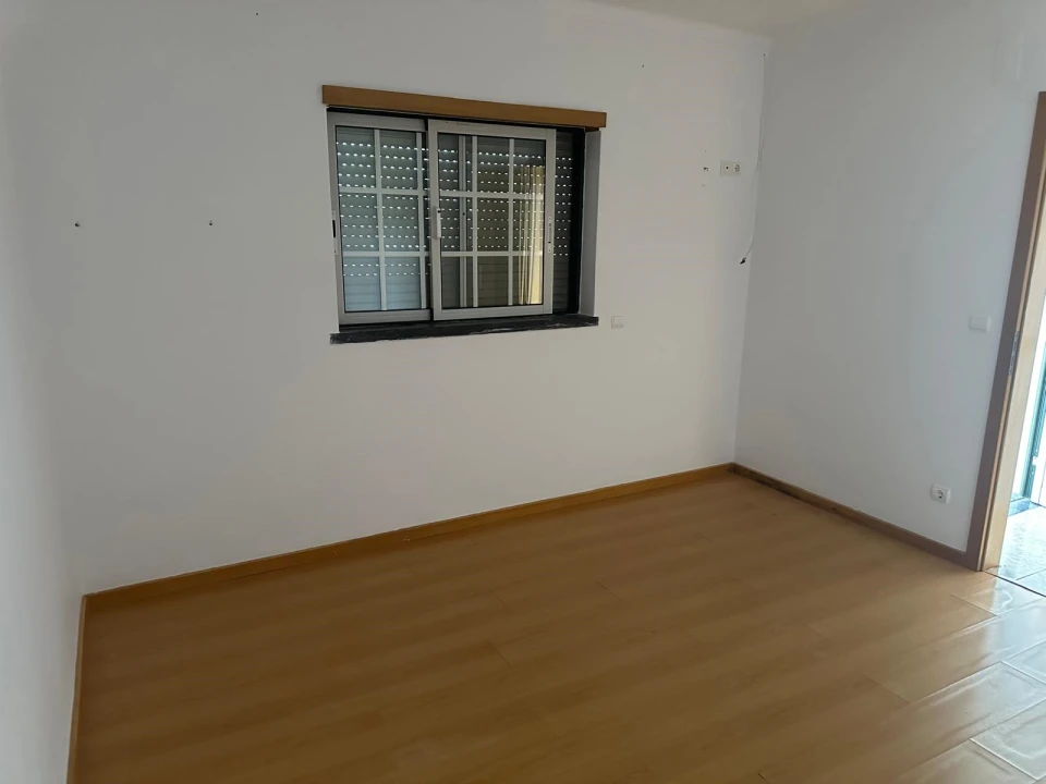 Moradia T5 para Venda em Leiria, Pousos, Barreira e Cortes Foto 8