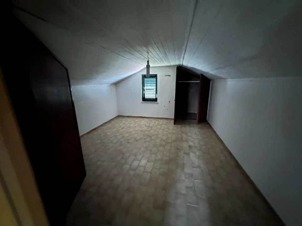 Moradia T5 para Venda em Leiria, Pousos, Barreira e Cortes Foto 11
