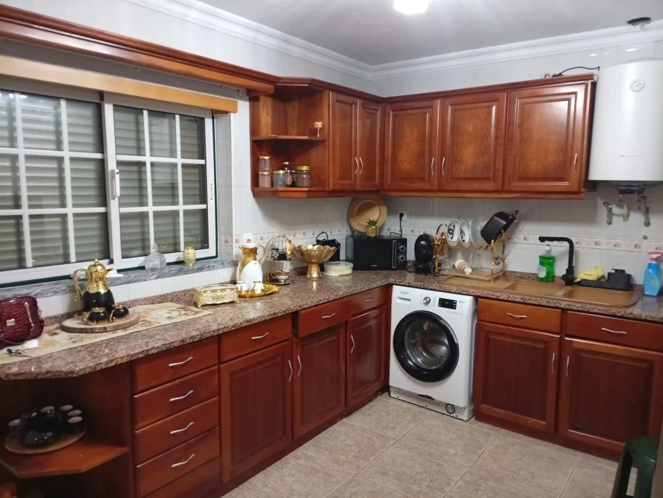 Moradia T5 para Venda em Leiria, Pousos, Barreira e Cortes Foto 5
