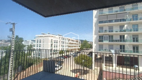 Apartamento T3 para Venda em Santo Antonio dos Olivais