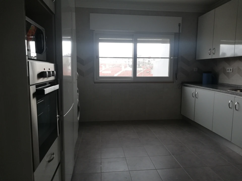 Moradia T7 para Arrendamento em Carcavelos e Parede Foto 35
