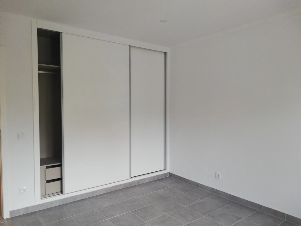 Moradia T7 para Arrendamento em Carcavelos e Parede Foto 26