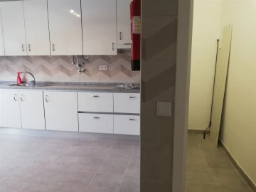 Moradia T7 para Arrendamento em Carcavelos e Parede