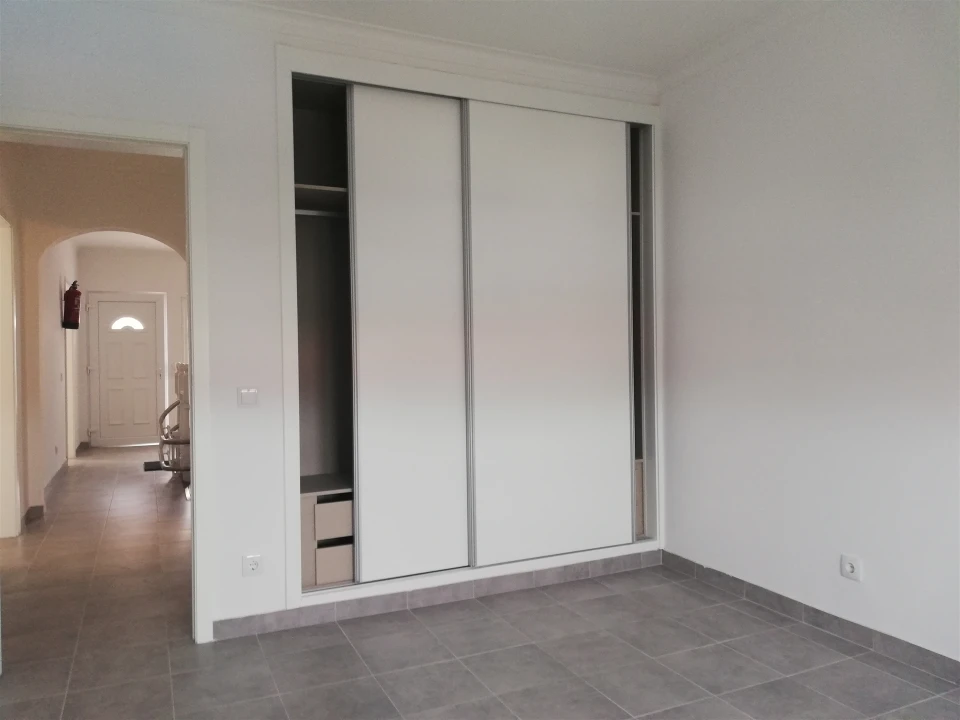 Moradia T7 para Arrendamento em Carcavelos e Parede Foto 21
