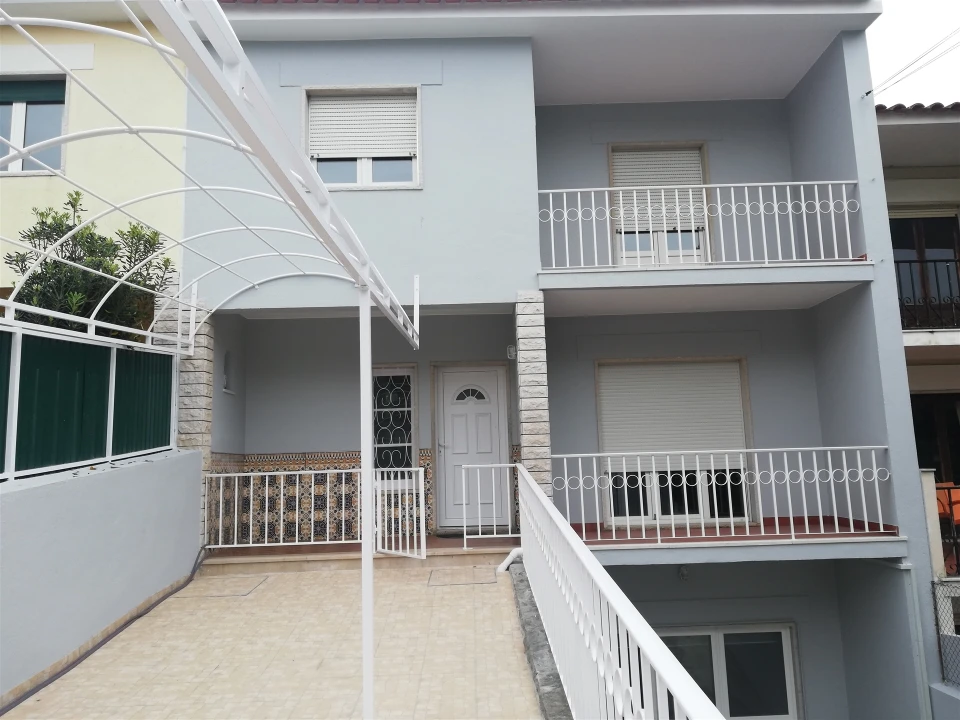 Moradia T7 para Arrendamento em Carcavelos e Parede Foto 1