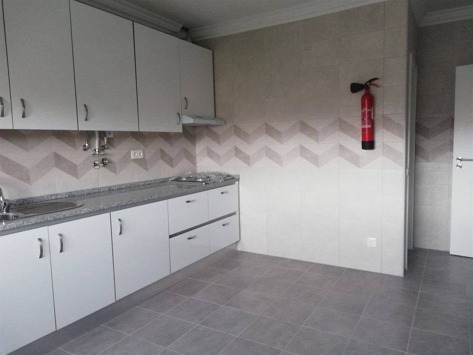 Moradia T7 para Arrendamento em Carcavelos e Parede Foto 37