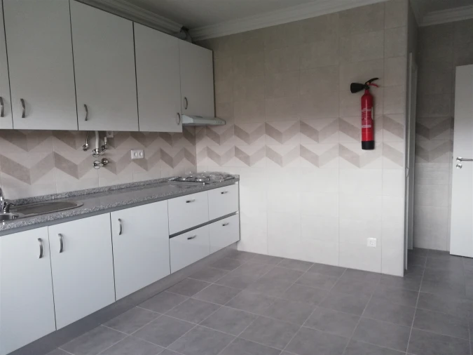 Moradia T7 para Arrendamento em Carcavelos e Parede Foto 37