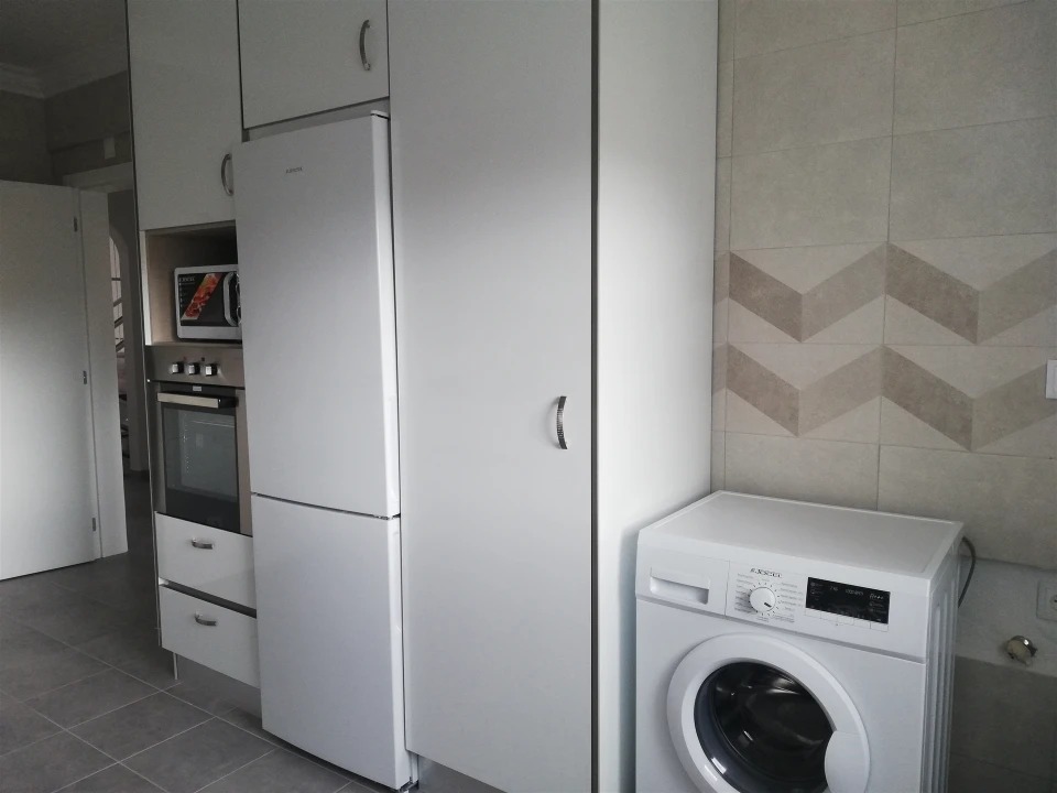 Moradia T7 para Arrendamento em Carcavelos e Parede Foto 36