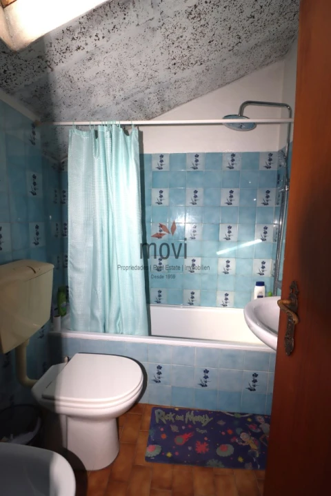 Apartamento T5 para Venda em Carcavelos e Parede