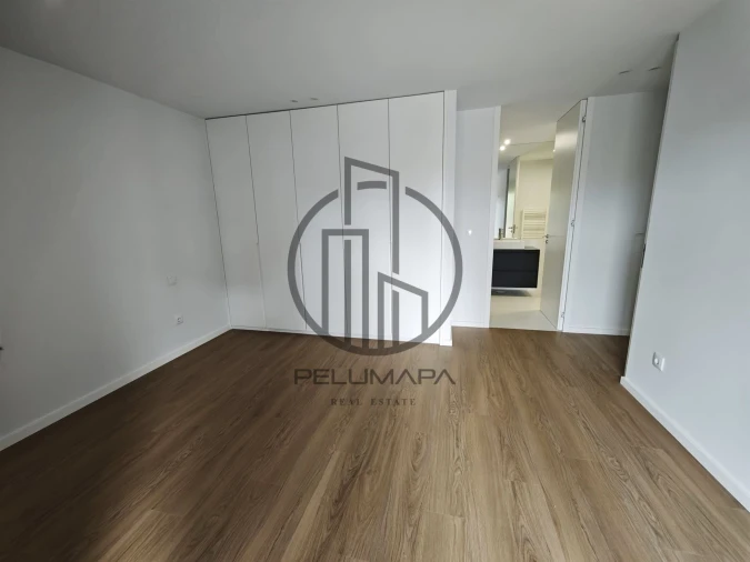 Apartamento T0 para Venda em Cidade da Maia Foto 4