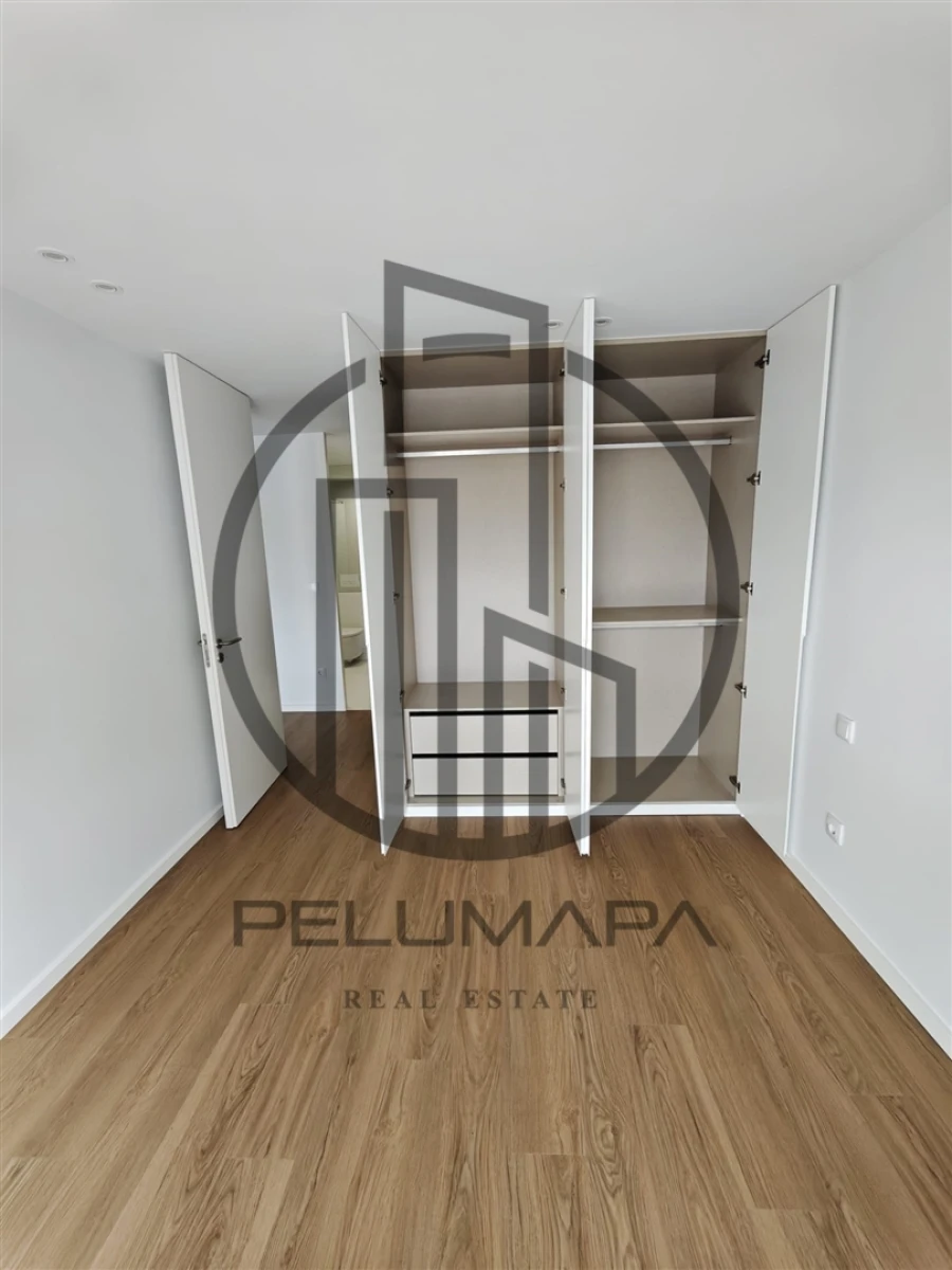 Apartamento T0 para Venda em Cidade da Maia Foto 26