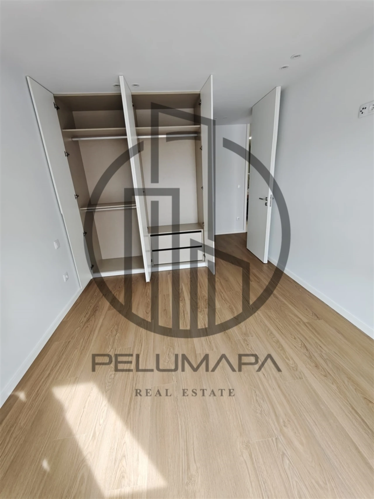 Apartamento T0 para Venda em Cidade da Maia Foto 23