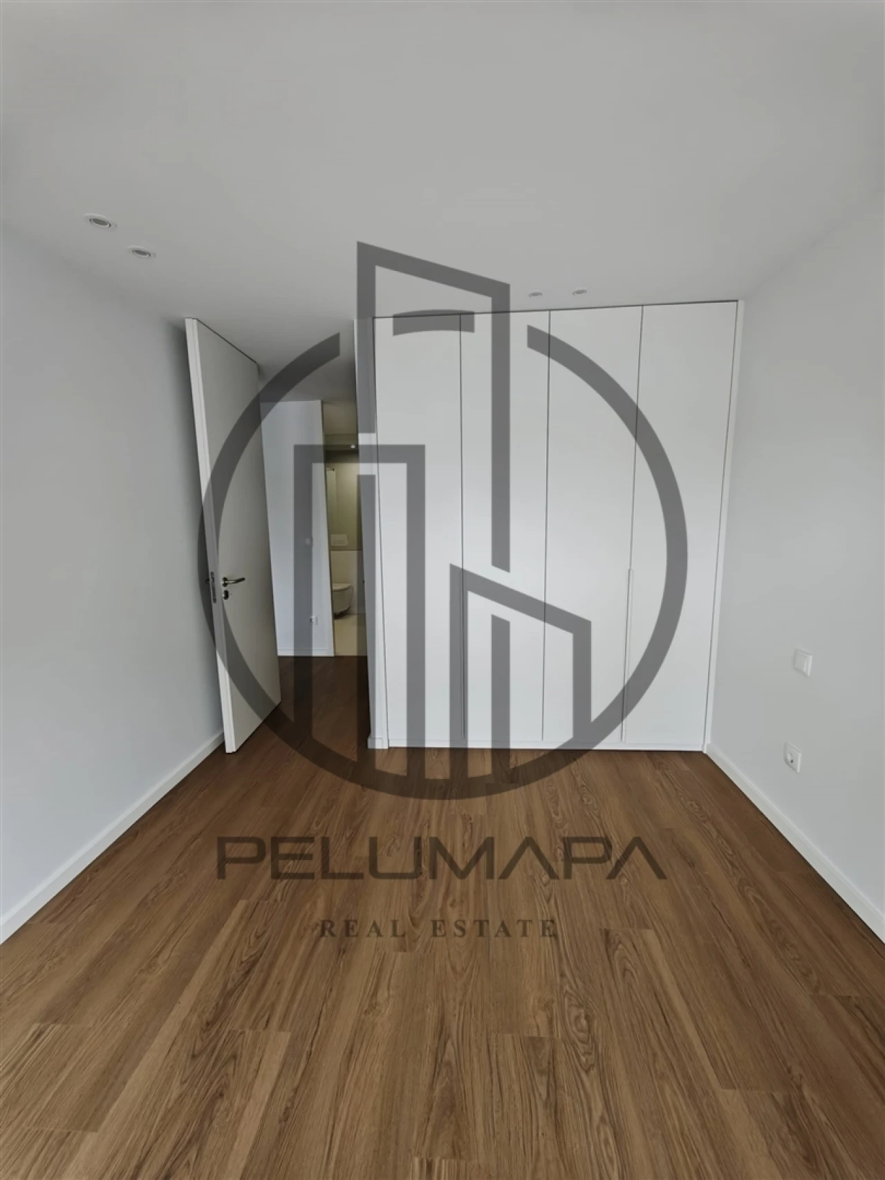 Apartamento T0 para Venda em Cidade da Maia Foto 25