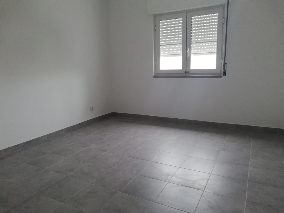 Moradia T7 para Arrendamento em Carcavelos e Parede Foto 20
