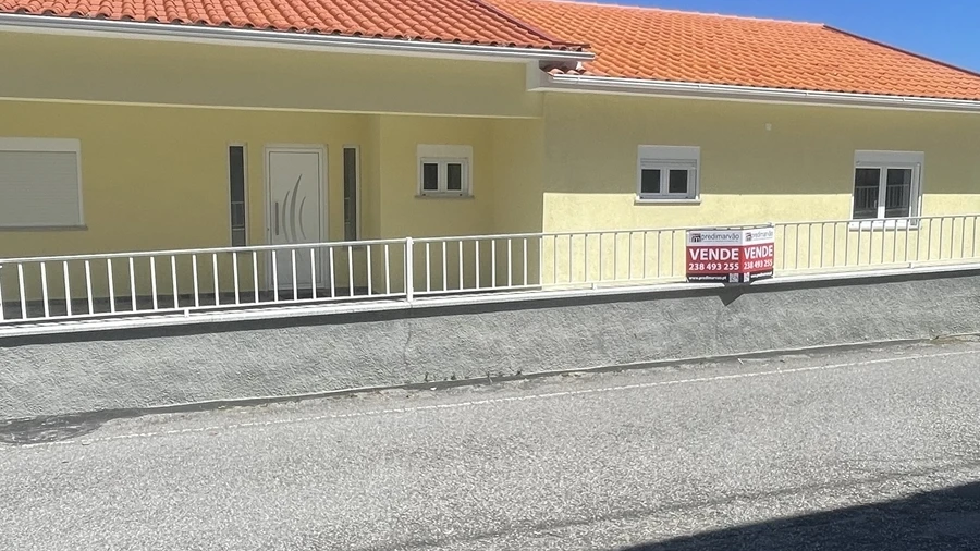 Loja para Venda em Melo e Nabais