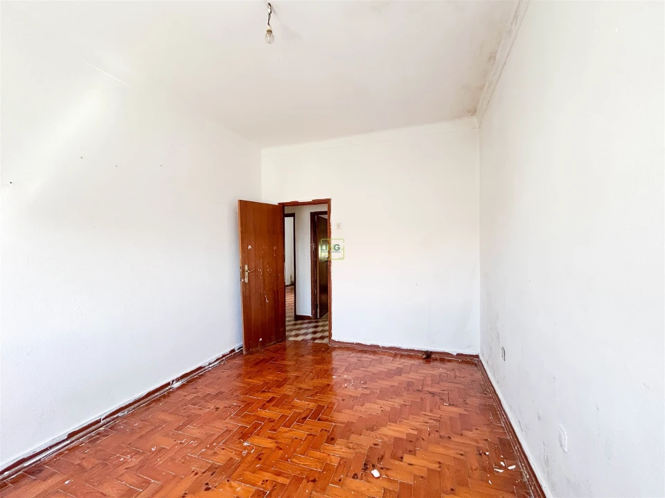 Apartamento T3 para Venda em Covilhã e Canhoso Foto 18